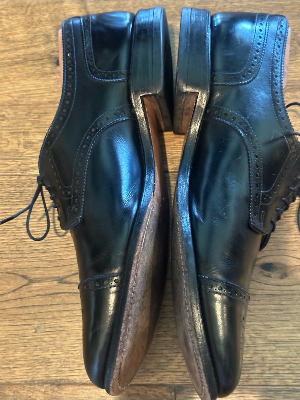 Allen Edmonds - Picture 3 of 16